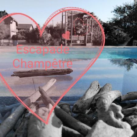 Escapade Champetre Bed and Breakfast Hauteville-sur-Fier Eksteriør billede